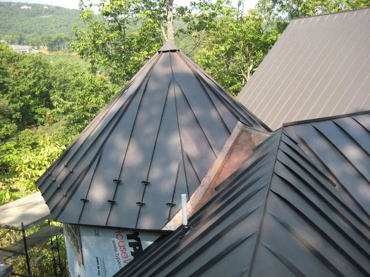 Professional Roof Tarp Installation by Craftsman Roofing in Ravenel
